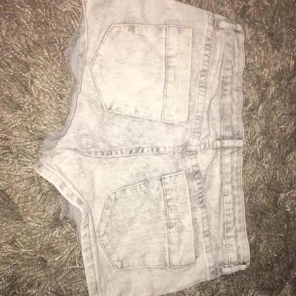 Forever 21 shorts - Picture 2 of 2